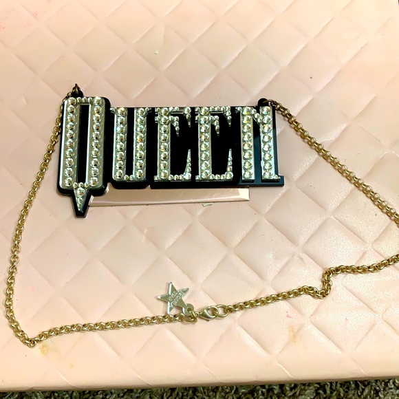 đź’ŽDiamond Queen Necklaceđź’Ž - Picture 1 of 4